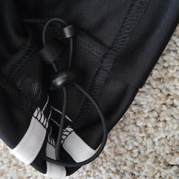 Adidas 1/4 zip top NWT - Picture 4 of 5